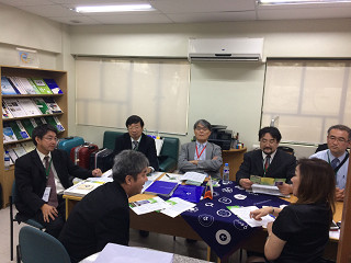 IMG_5056s.jpg(33041 byte)