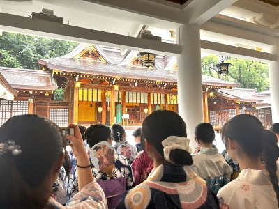 関⻄で⼀番早い夏祭り「おこしやまつり」に本校学⽣が賛助しました